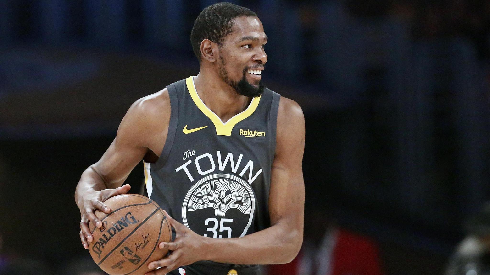 门将连续零封刷新赛季纪录（门将连场零封改写赛季纪录）