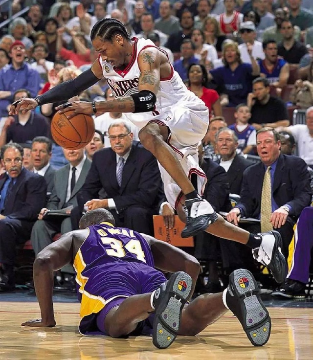 普利希奇平均64分钟进1球，五大联赛进球5+球员中仅次于凯恩（普利希奇每64分钟破门一次，五大联赛5+进球球员中效率仅逊凯恩）