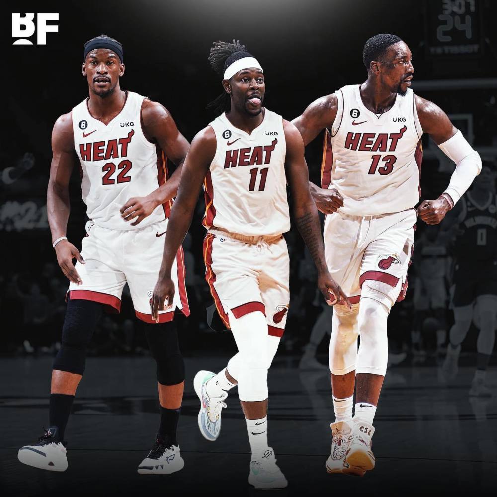 足球报：本土教练担纲国足主帅的可能性大增，邵佳一已报名（足球报：国足主帅本土化趋势明显，邵佳一已报名）