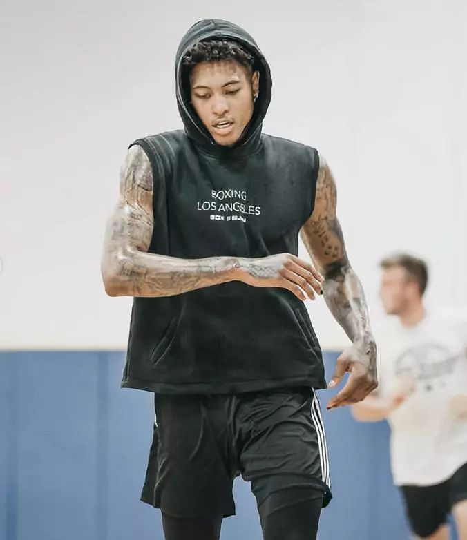 劳塔罗本赛季34次射门意甲第三，6次错失绝佳机会数意甲第二（劳塔罗本季34脚射门居意甲第3，6次错失良机排第2）